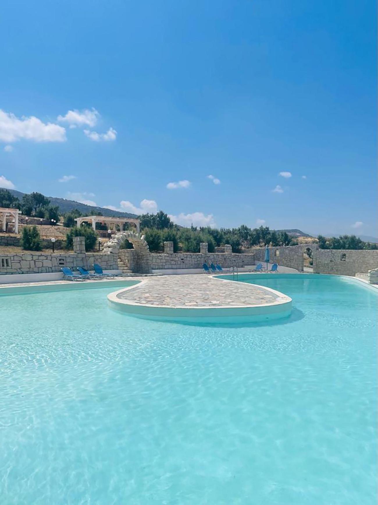 סיטייה Lassion Golden Bay מראה חיצוני תמונה